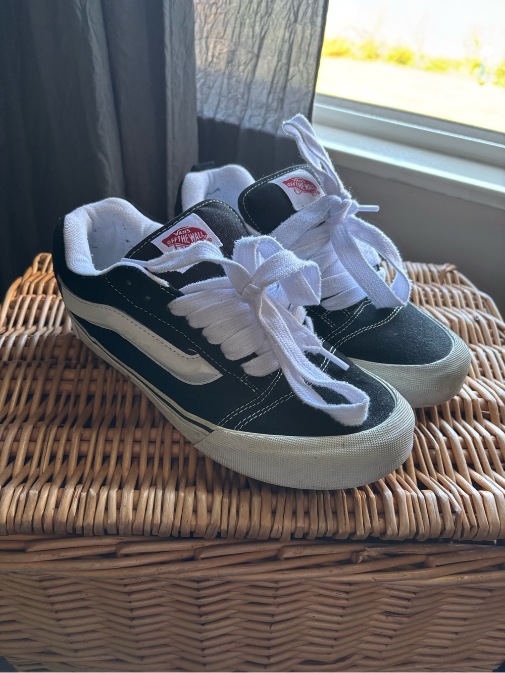 Vans Black & White Knu Skool Lace-Up Skate Shoes W9.5 M8